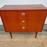 Vintage tapered leg chest of drawers