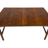 Table basse scandinave en teck massif par Yngvar Sandström - 1960