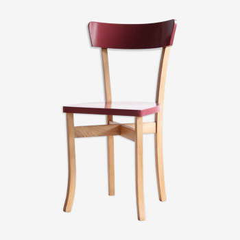 Vintage wooden bistro chair revisited