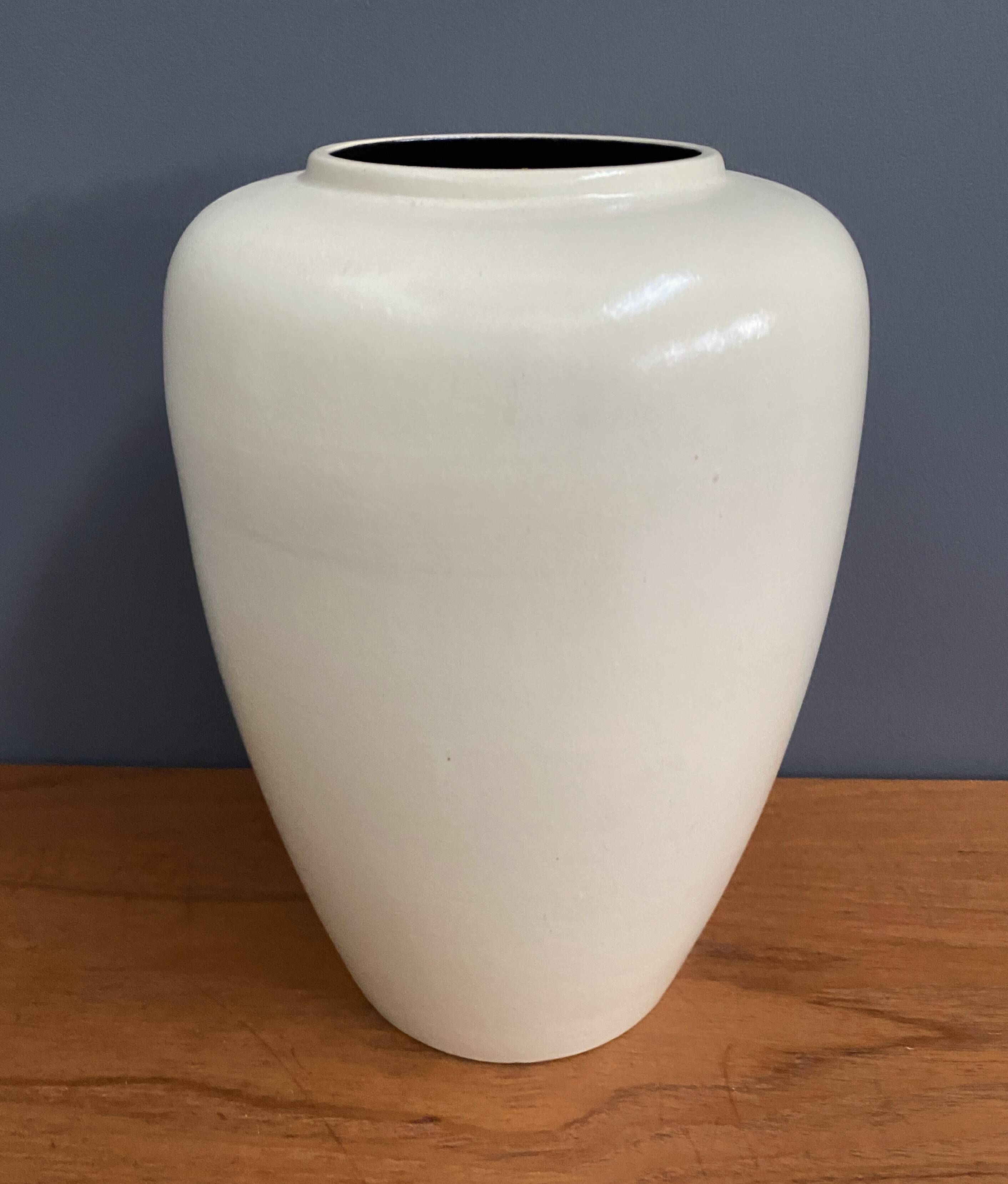 Colorful Scheurich vase model 239-40, 1960s