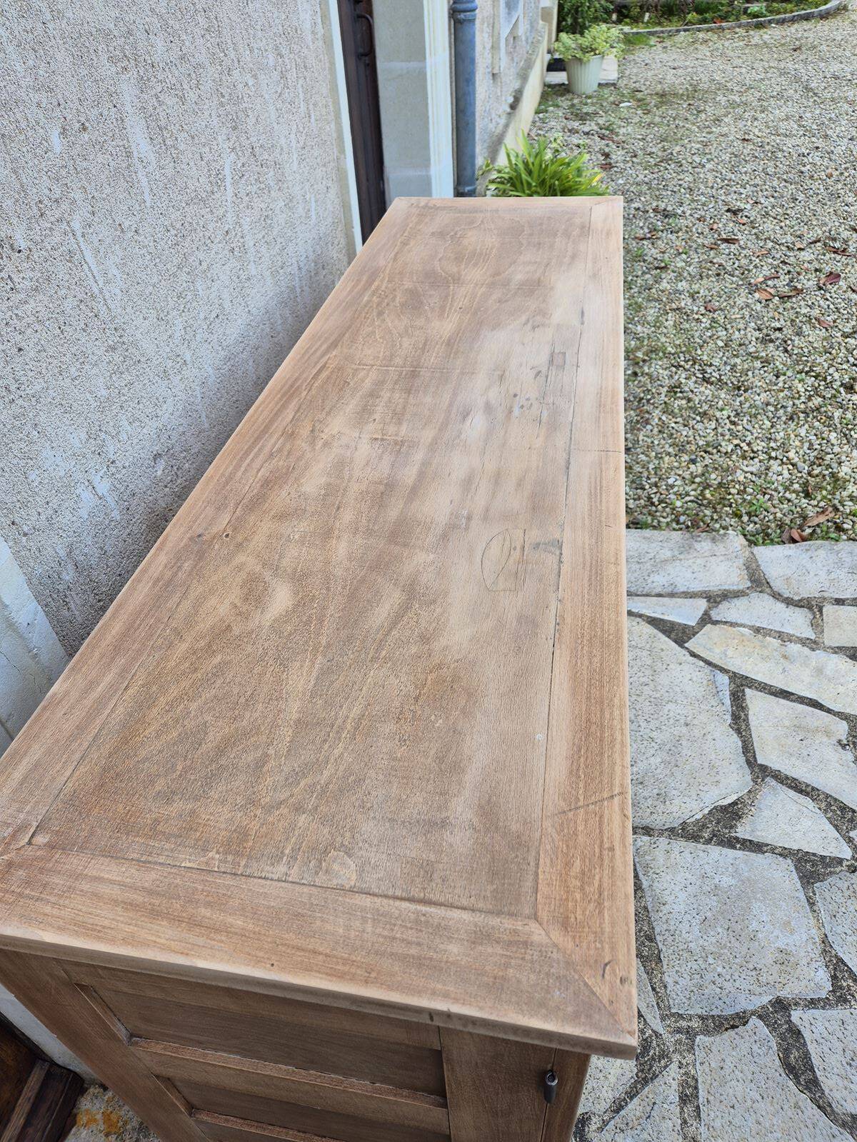 Buffet de sinistré René Gabriel
