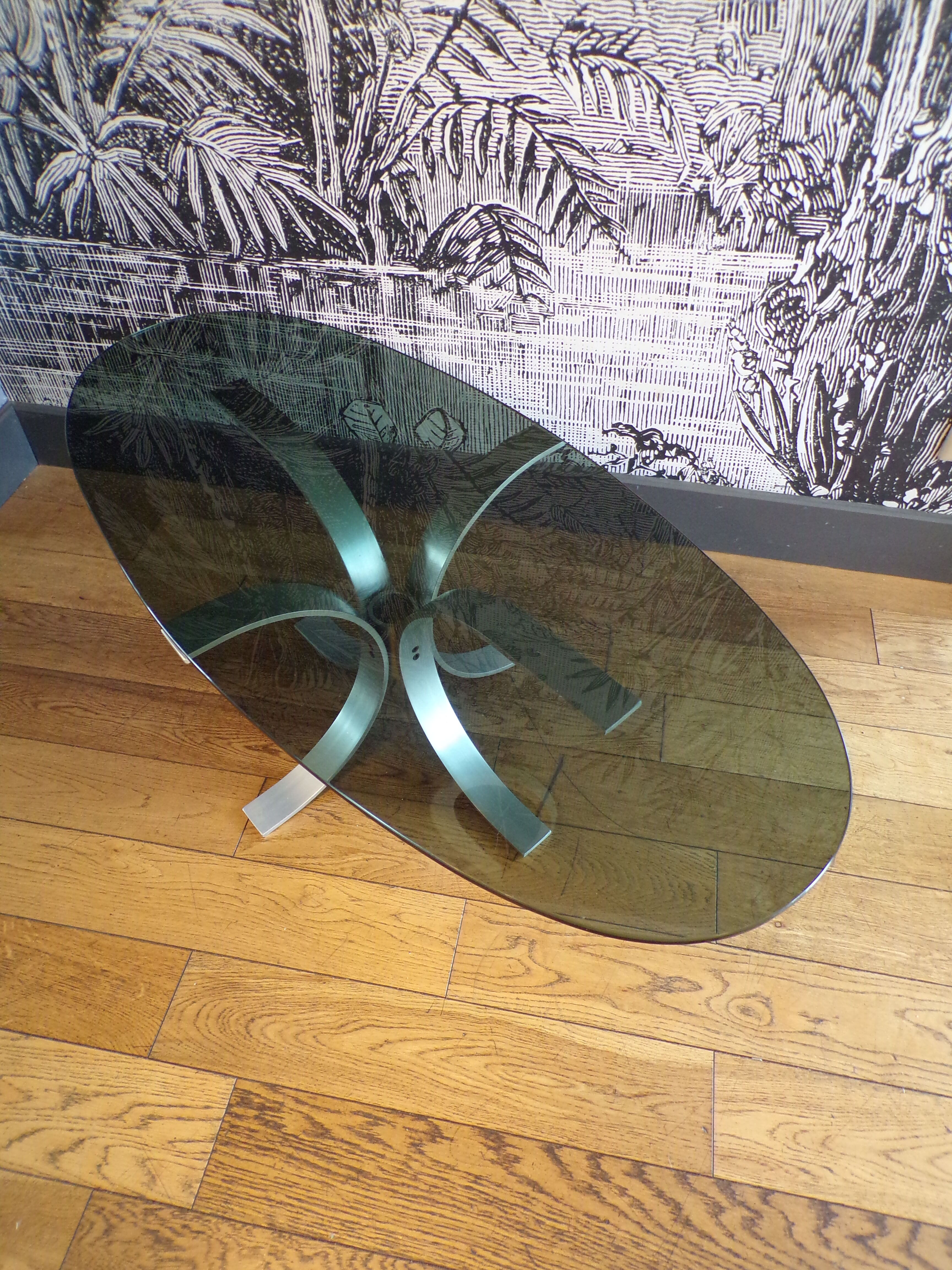 Oval coffee table 1970