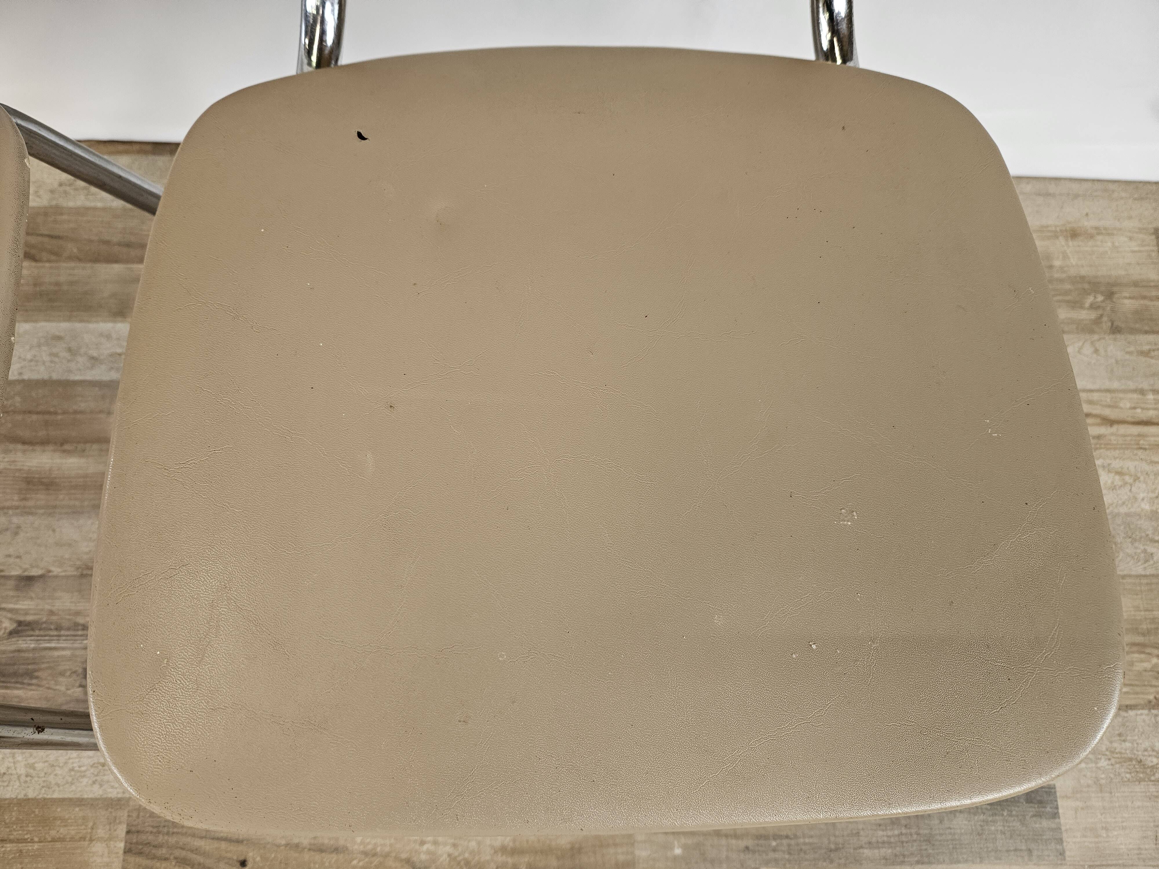 Set of four chairs in iron and skai 1970