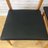 Lot of 2 Scandinavian chairs