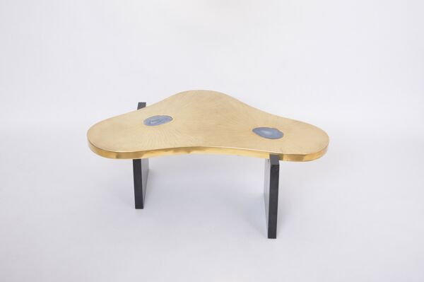 Table basse en laiton gravé avec pierres d'Agathe dans le style de Lova Creation