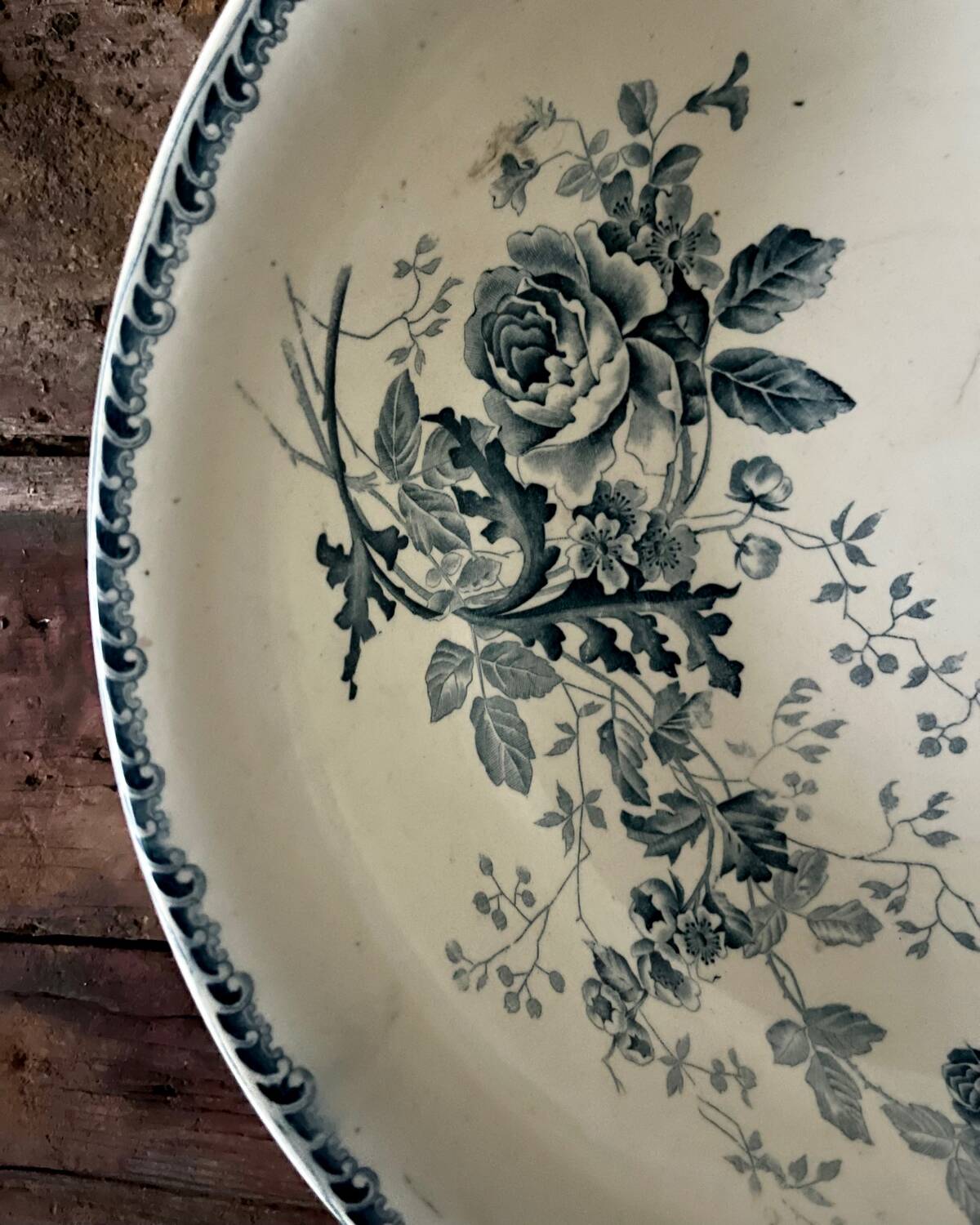 Biulenger Choisy-le-Roi Nantais iron earth salad bowl