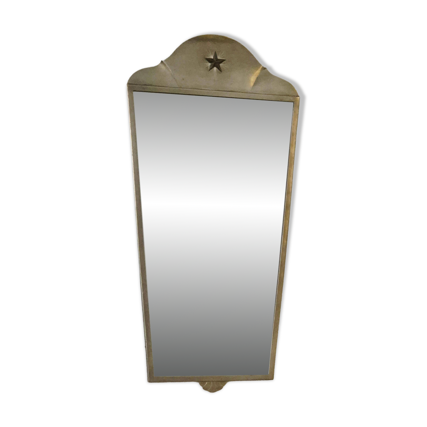 Miroir Grace suédois en étain avec décor d'étoiles en laiton, GAB Guldsmedsaktiebolaget/GAB.
