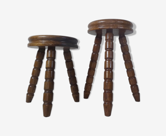 2 tabourets en bois perlé