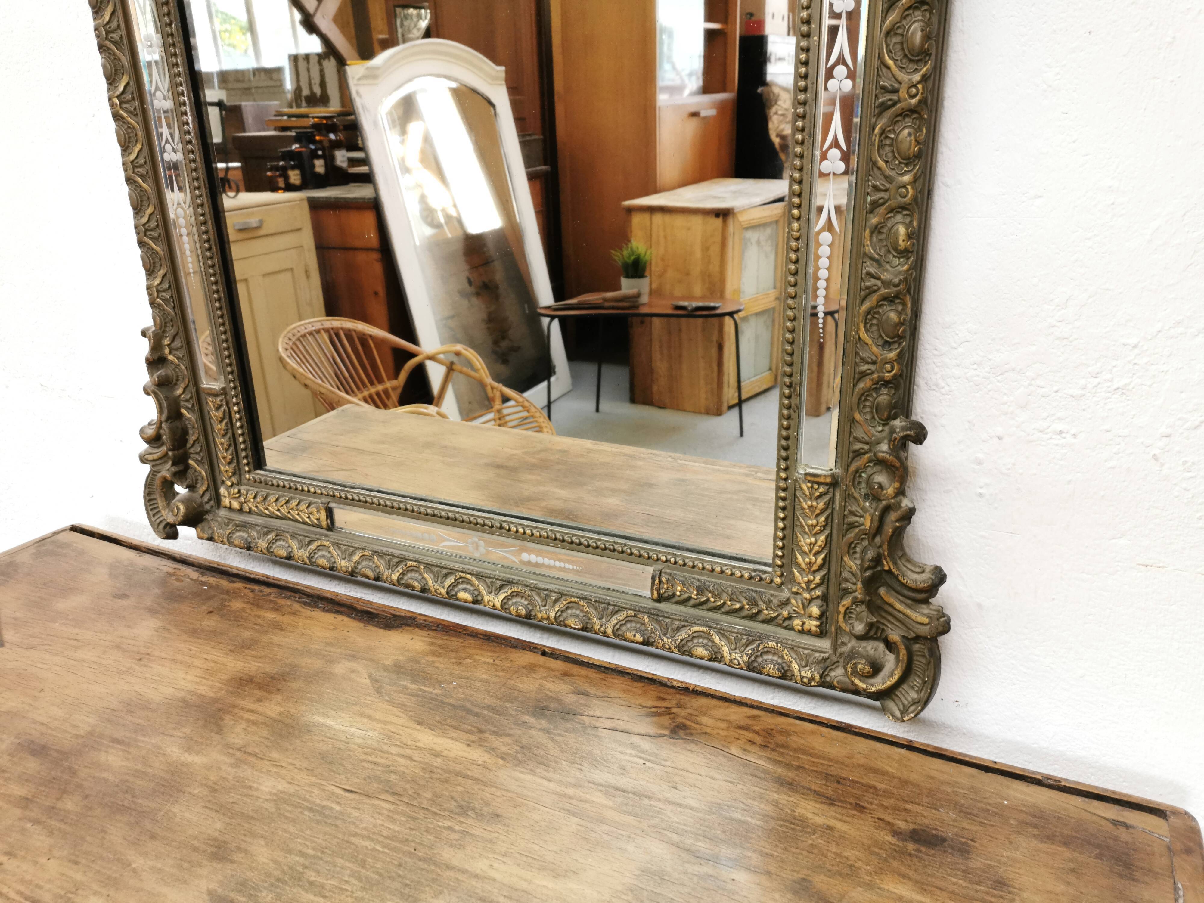 Ancient mirror 116 x 82 Napoleon III wood and gilded stucco