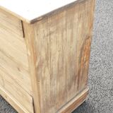 Ancient chest of drawers