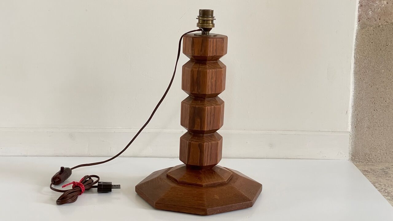 Art deco solid oak lamp