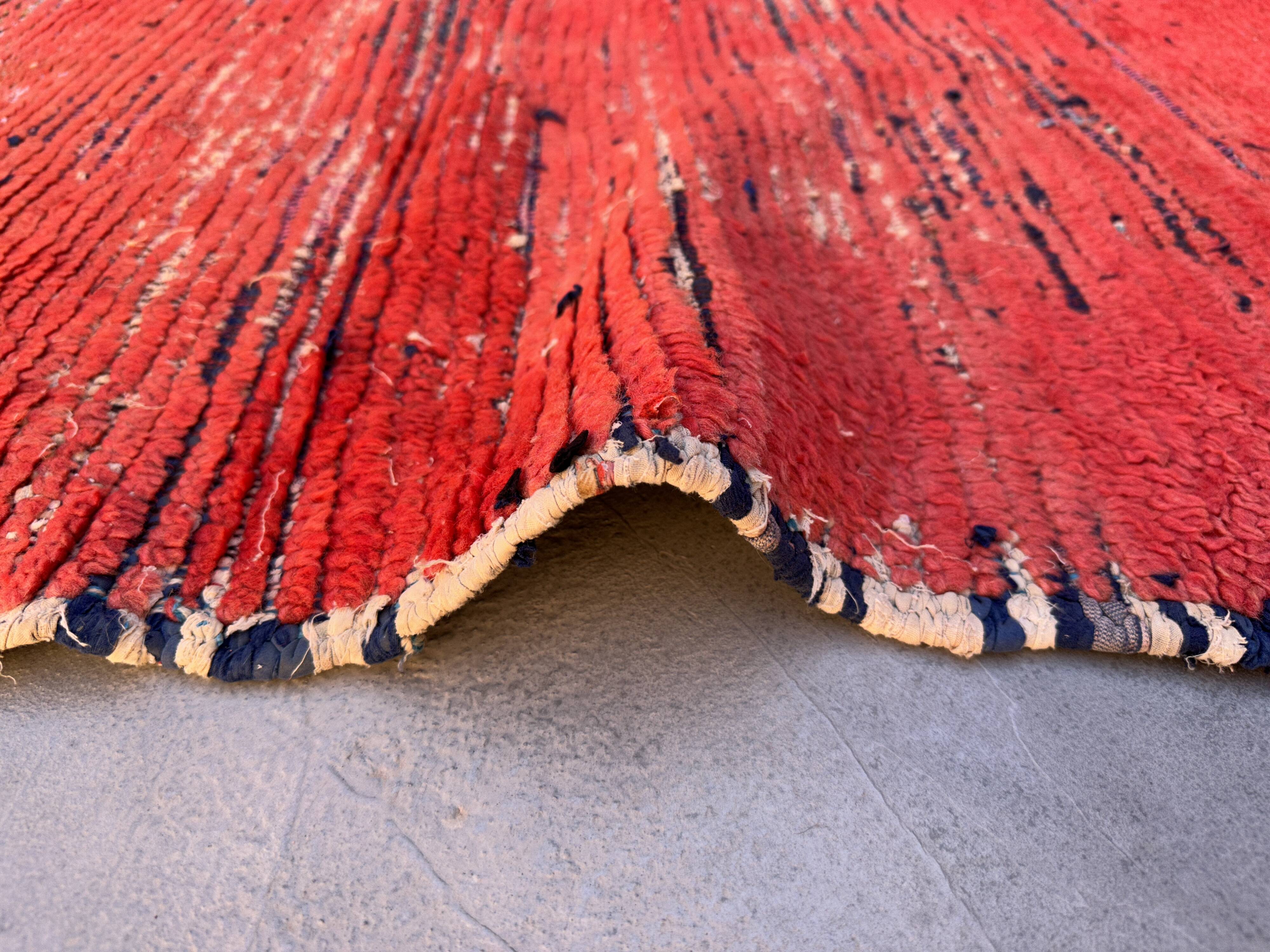 Moroccan rug Beni M'Guild red - 225 x 104 cm