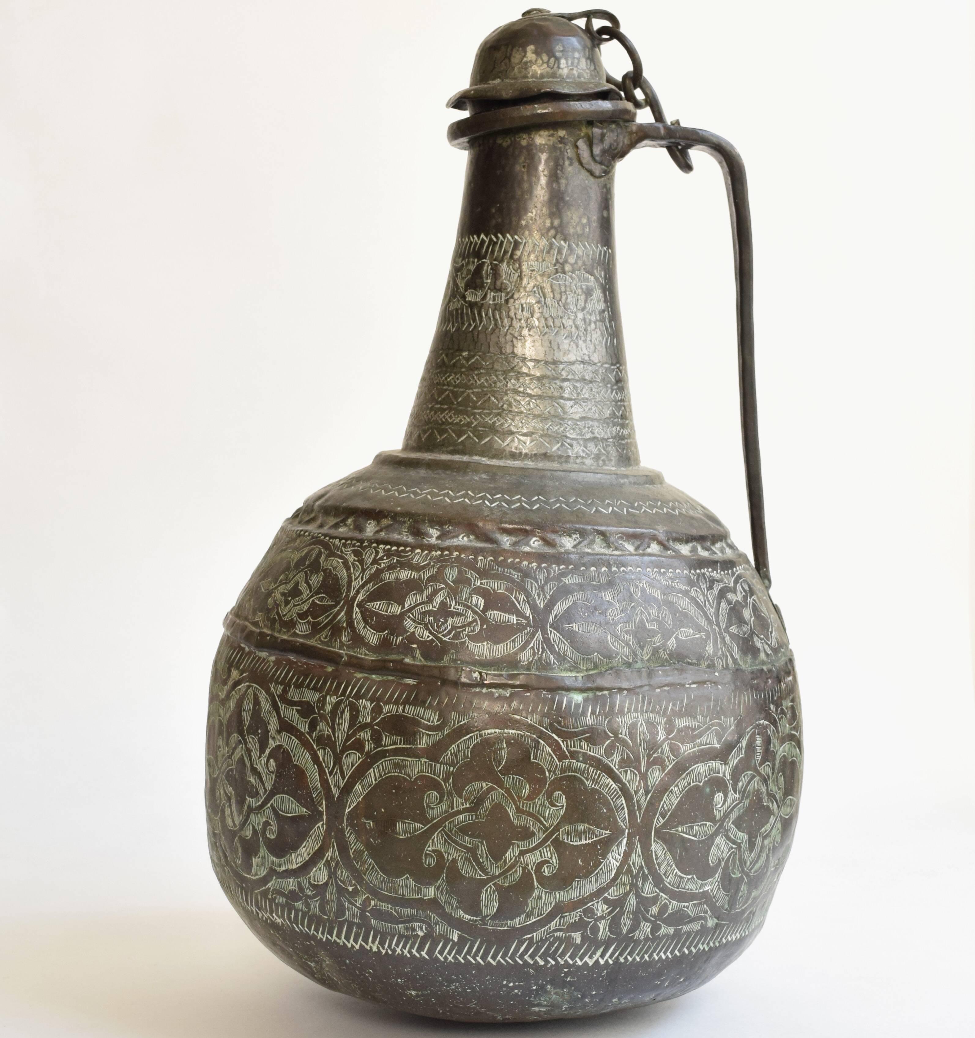Old large Ottoman coquemar in chiseled and tinned copper - 18th century kettle