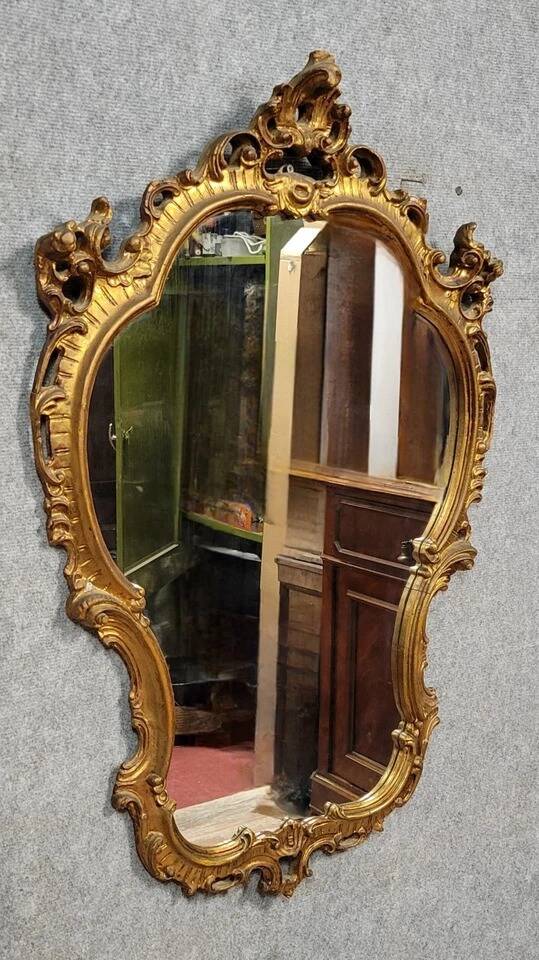 Large Baroque Louis XV Style Mirror in gilded wood from the early 20th century