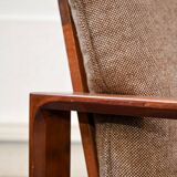 NAVRATYL armchair