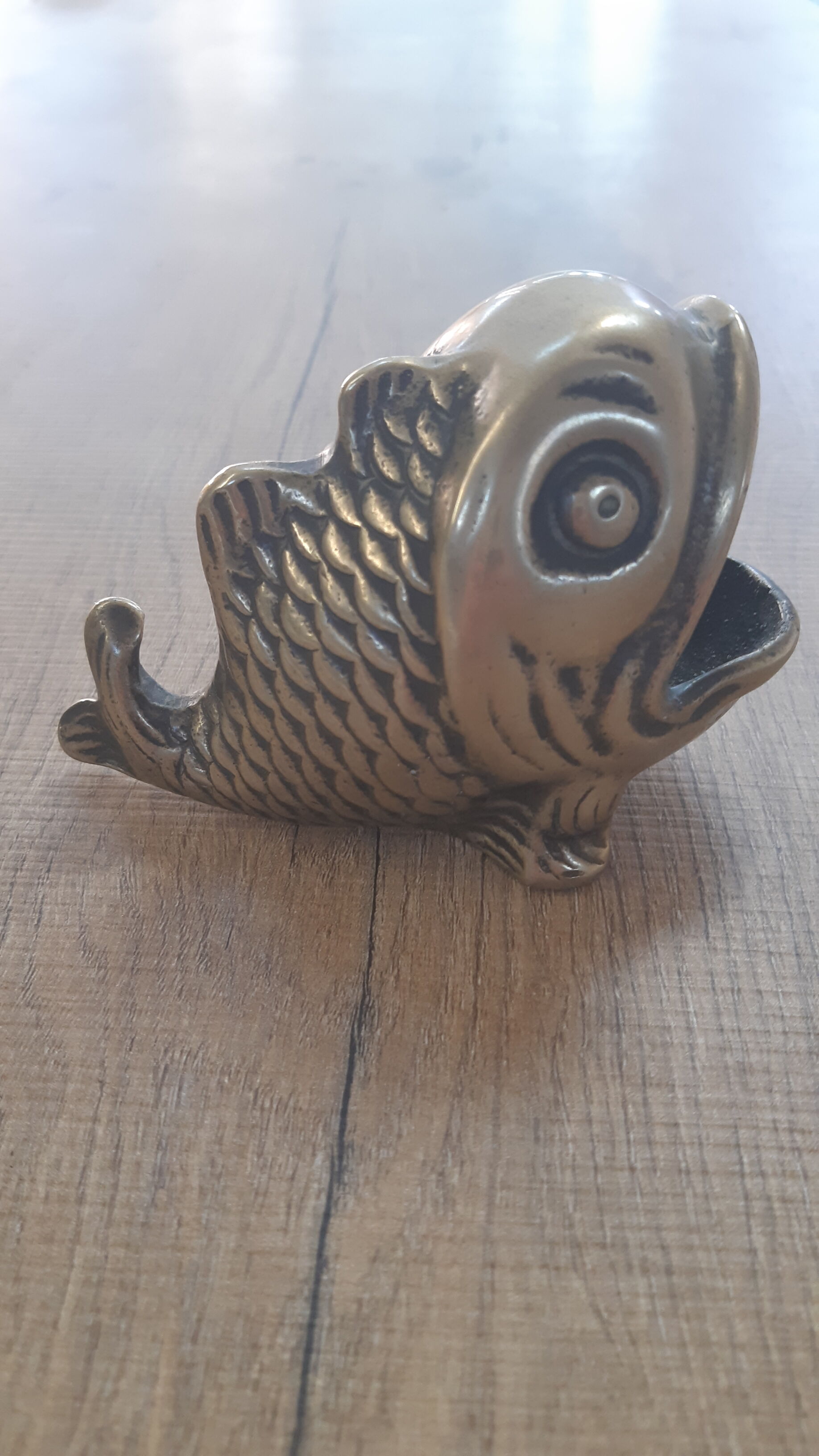 Fish ashtray