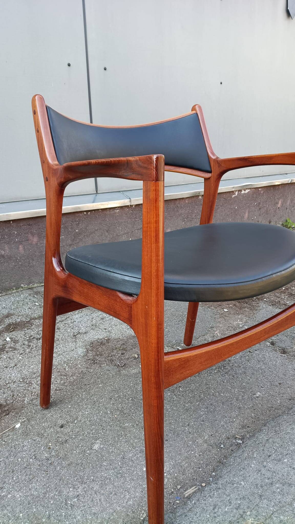 Scandinavian armchair in teak – 1960s