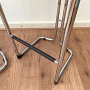 Tabourets de bar modernes noirs et chromés de casamania, set de 2