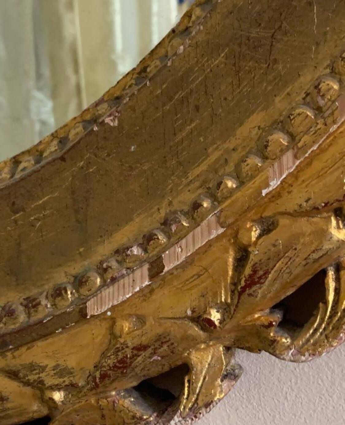 Antique oval mirror with gold leaf – Pediment with bow & floral motifs style