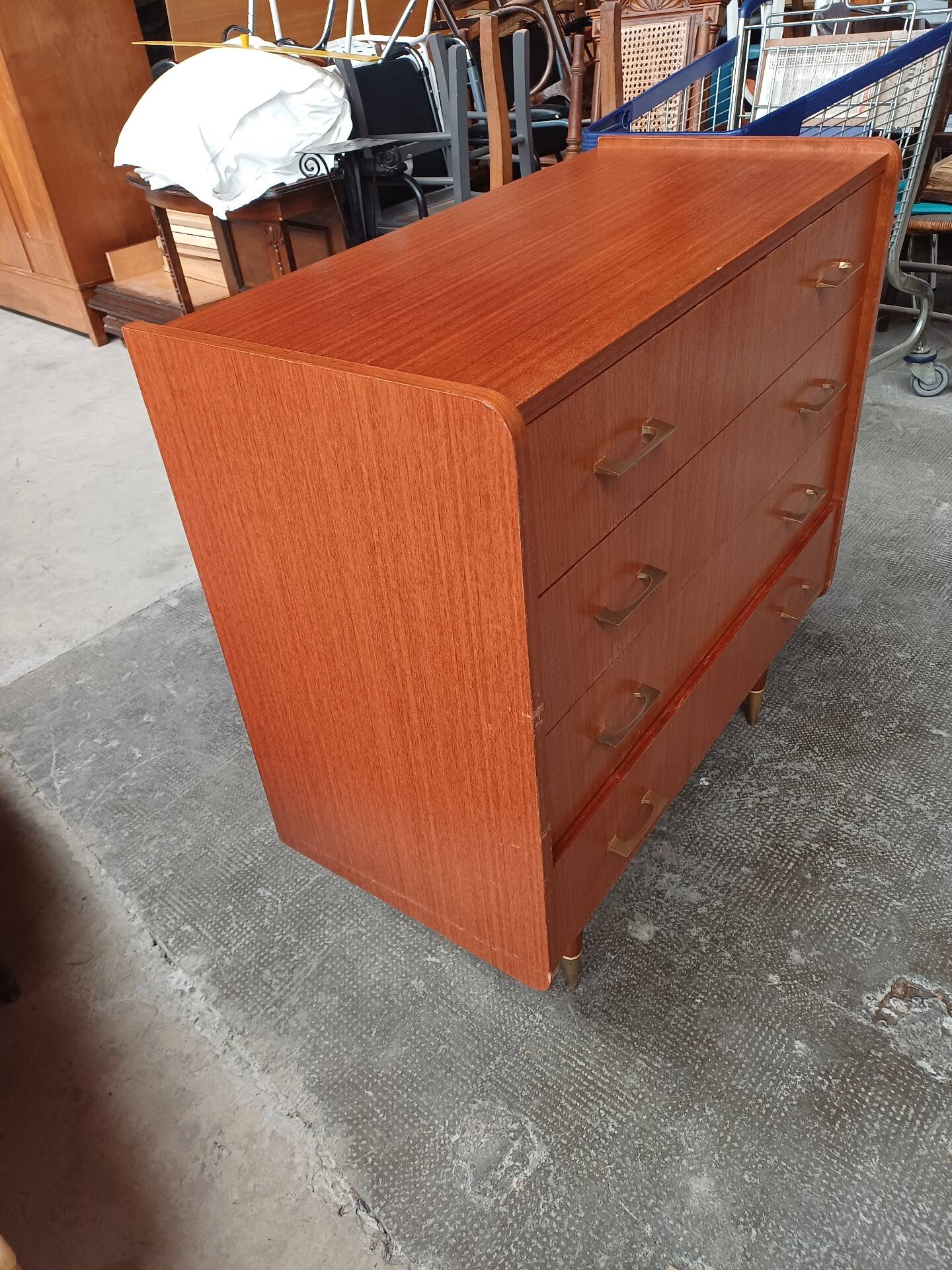 70s tapered leg chest of drawers