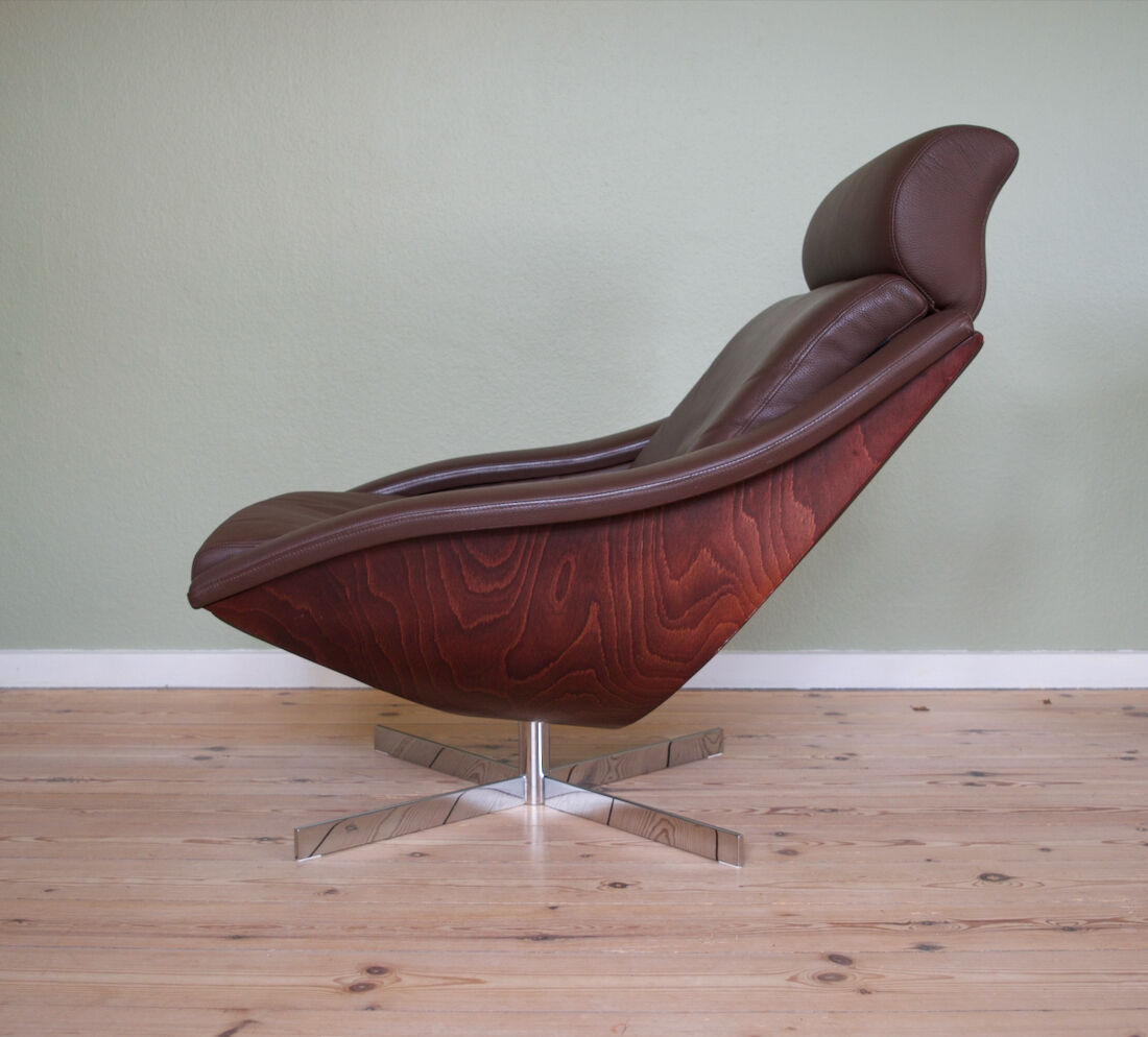 Mid-Century Danish Swivel Chair in Leather, 1970s