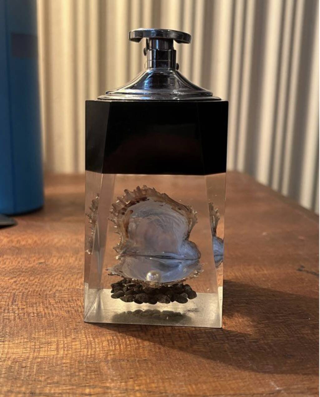 Vintage Japanese resin/glass table lighter