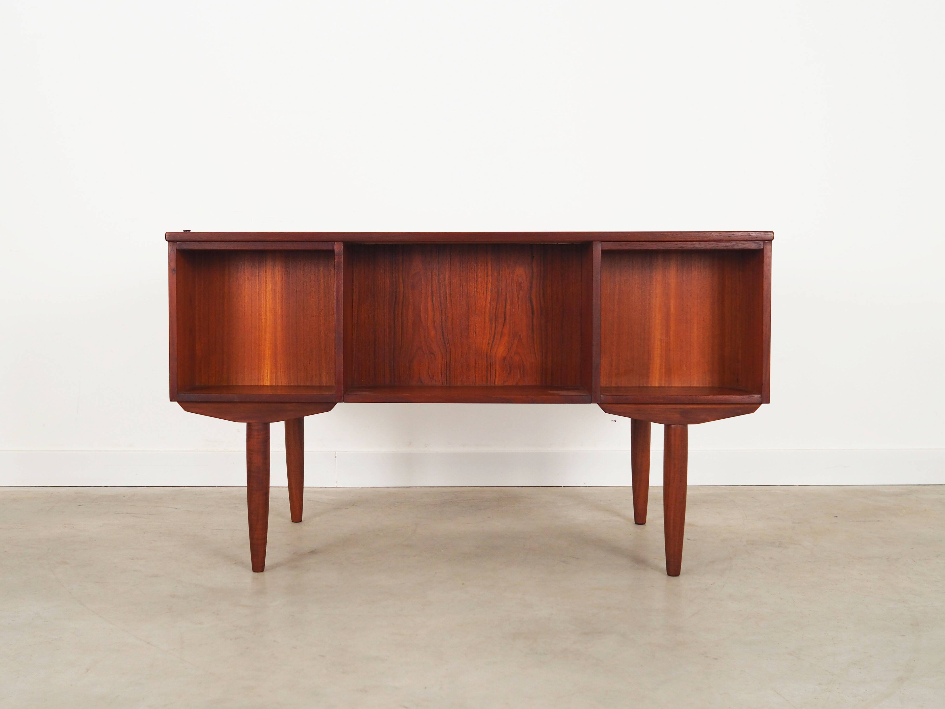 Teak desk, Danish design, 1970s, manufacturer: A.P. Møbler Svenstrup