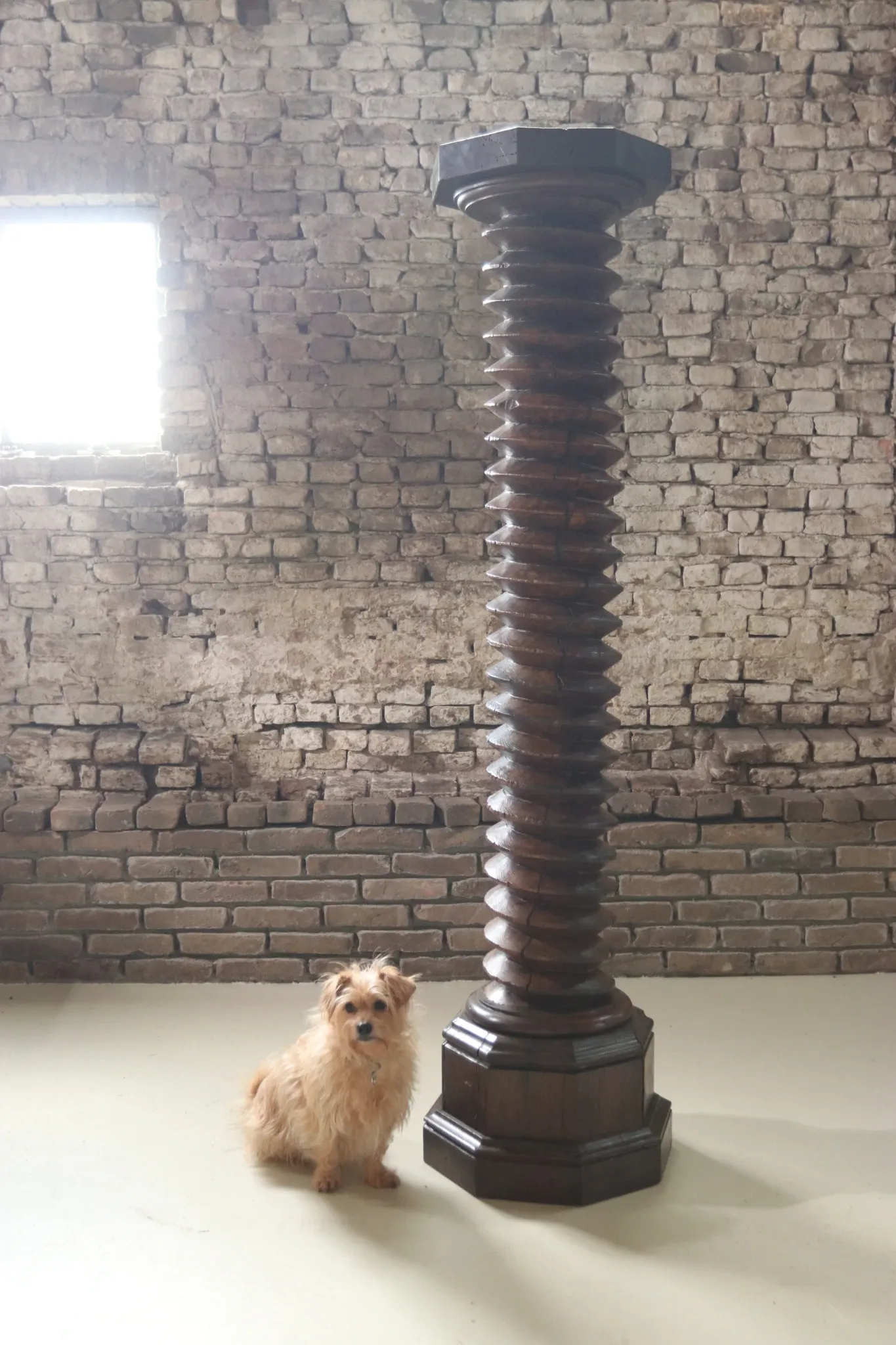 Monumental wooden wine press screw column, hand-carved, 18th c. – 170 cm