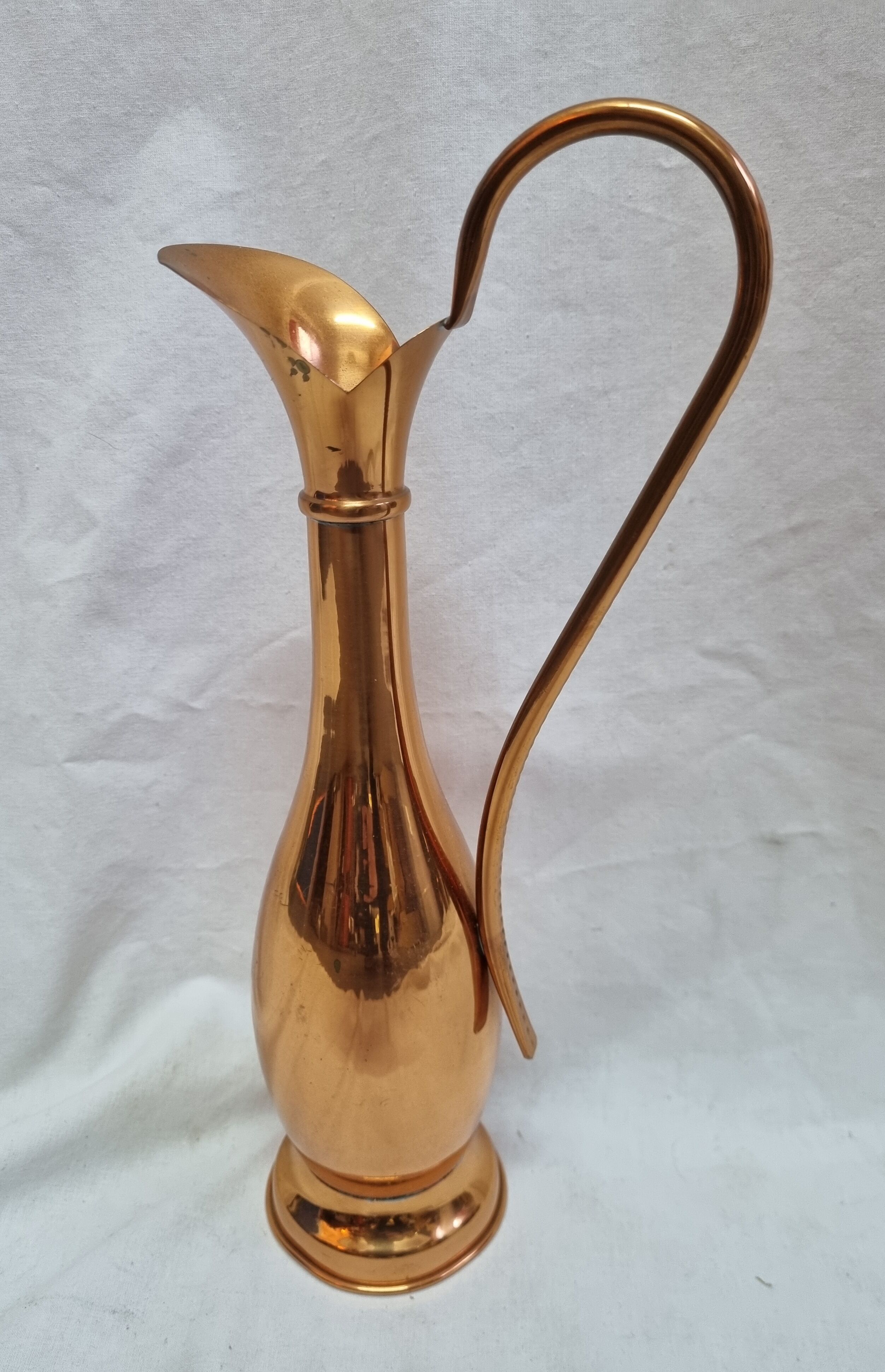 Copper ewer villedieu 1970