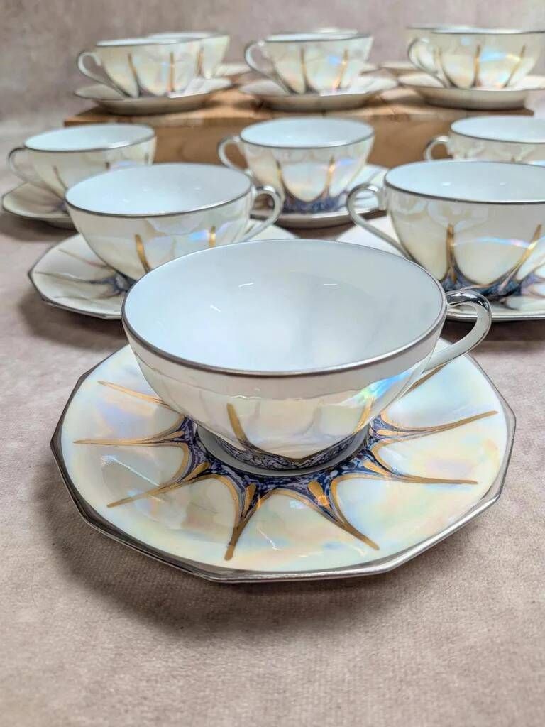 Art Deco coffee service Limoges Unique signed Pailles – 27 pieces in iridescent porcelain