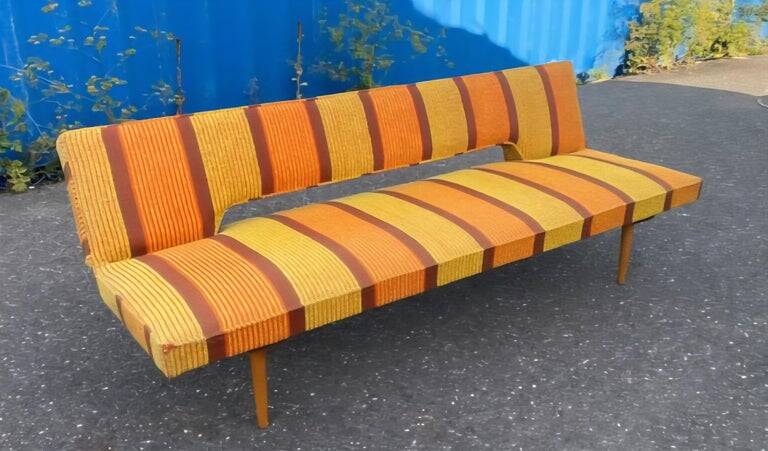 Midcentury Sofa or Daybed designed by Miroslav Navratil, 1960s