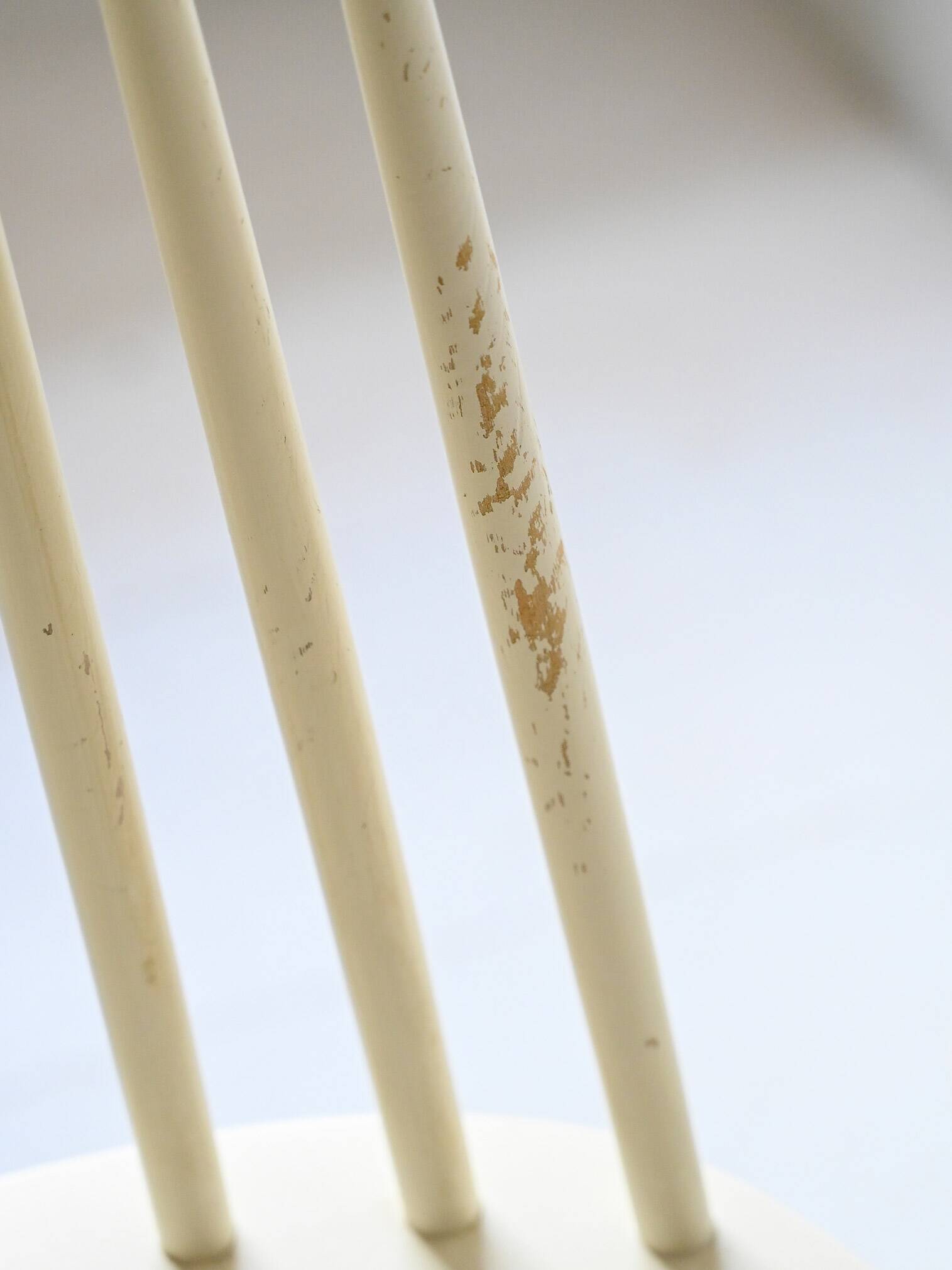 Set of 6 White Pinstolar Chairs