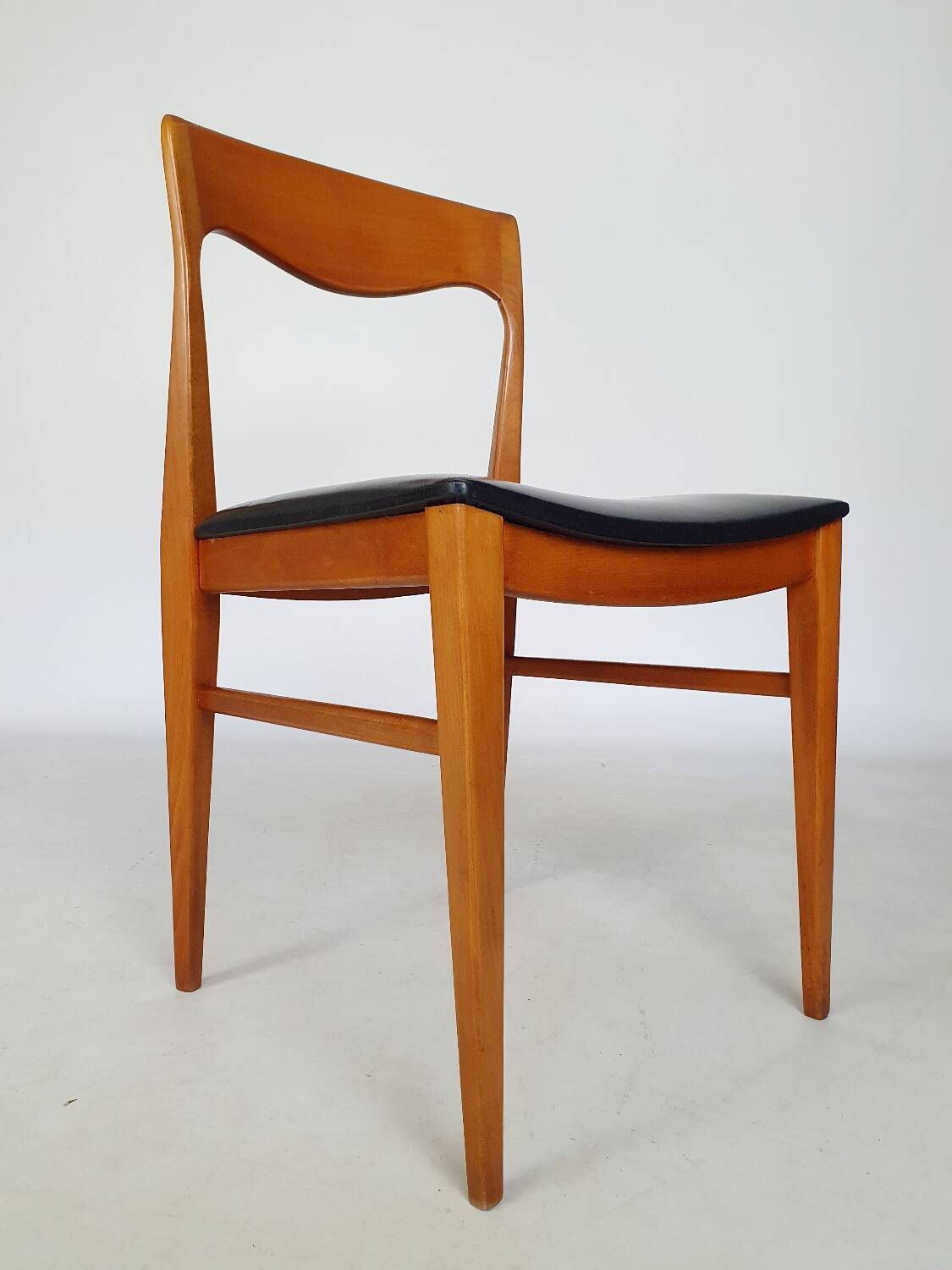 Serie de 6 chaises scandinaves