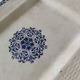 Large antique Gien earthenware dish – braided border – late 19th century