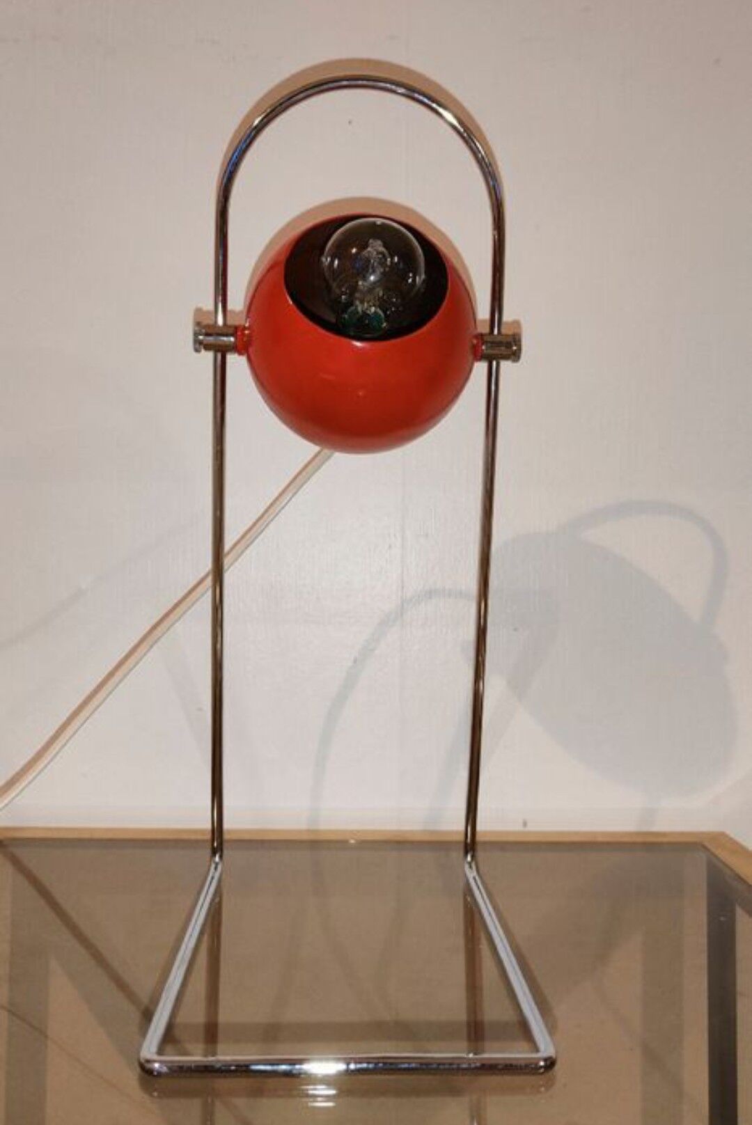Lampe à poser vintage 1980 eyes ball red