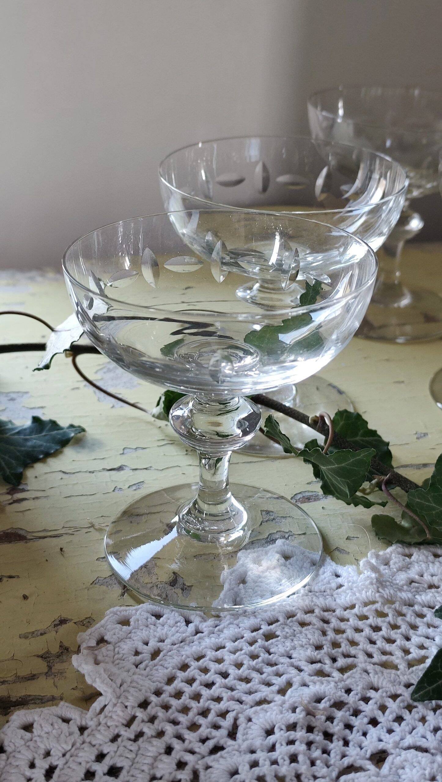 Set of 6 crystal champagne glasses