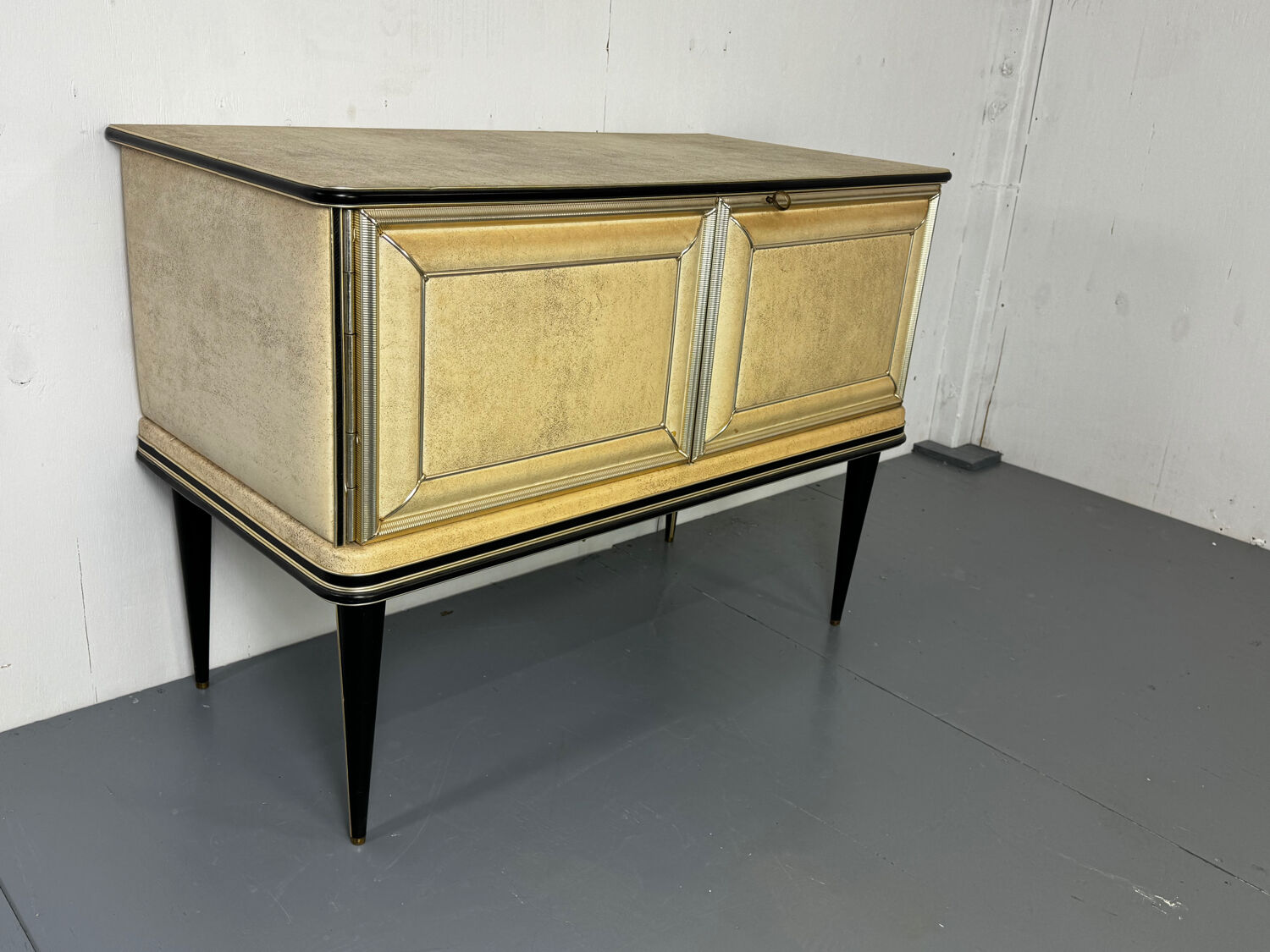 Italian vintage Mid-Century small Sideboard by Umberto Mascagni, 1950