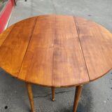 6-foot round table