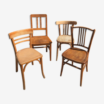 4 chaises bistrot dépareillées