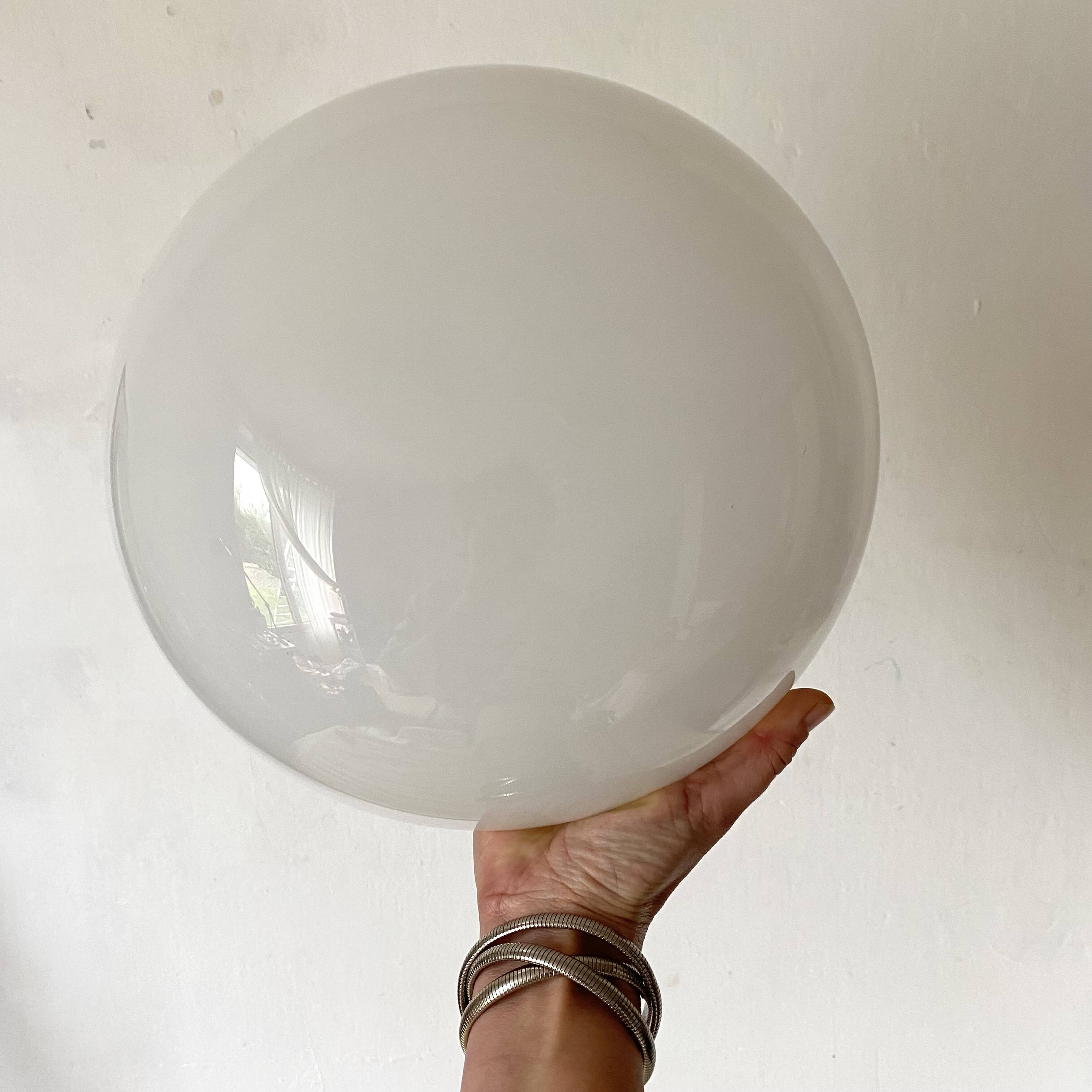 Plafonnier verre opalin vintage 30cm