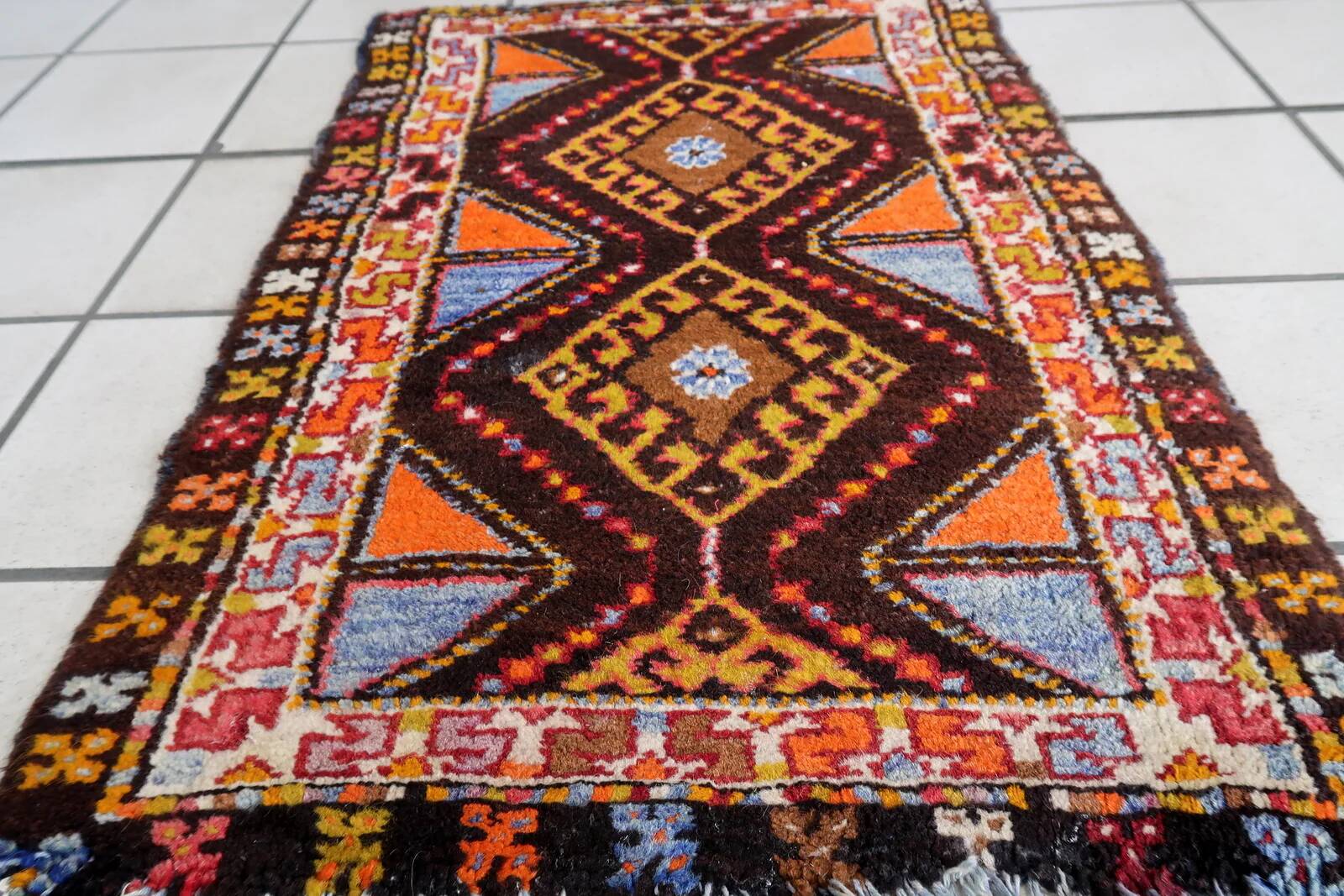 Handmade vintage Turkish Yastik rug 54cm x 80cm, 1950s