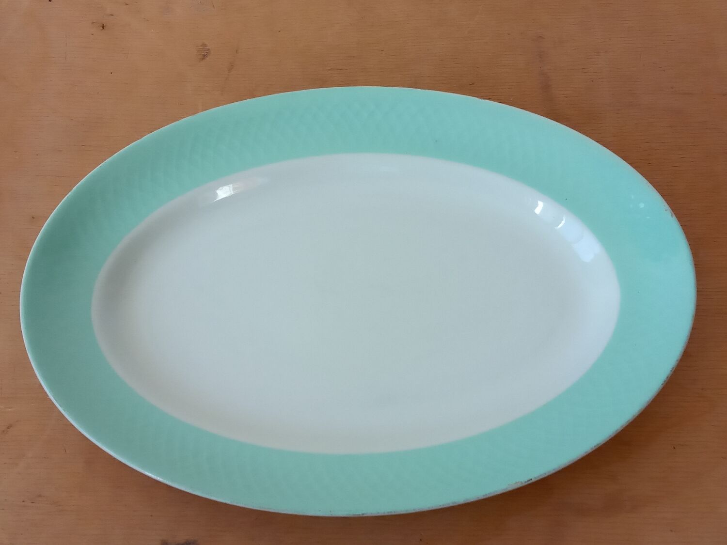 Moulin des Loups serving dish