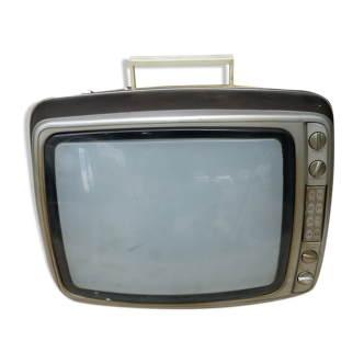 Tv station vintage continental tv edison tc 3806 from 1979