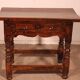 Spanish table from the 17th century in walnut.