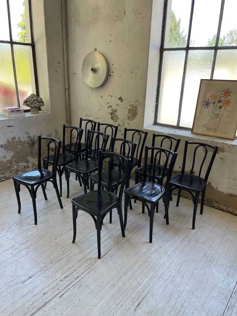 Lot 11 black Baumann bistro chairs