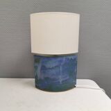 Sculptural table lamp in blue glaze with an abstract expression.