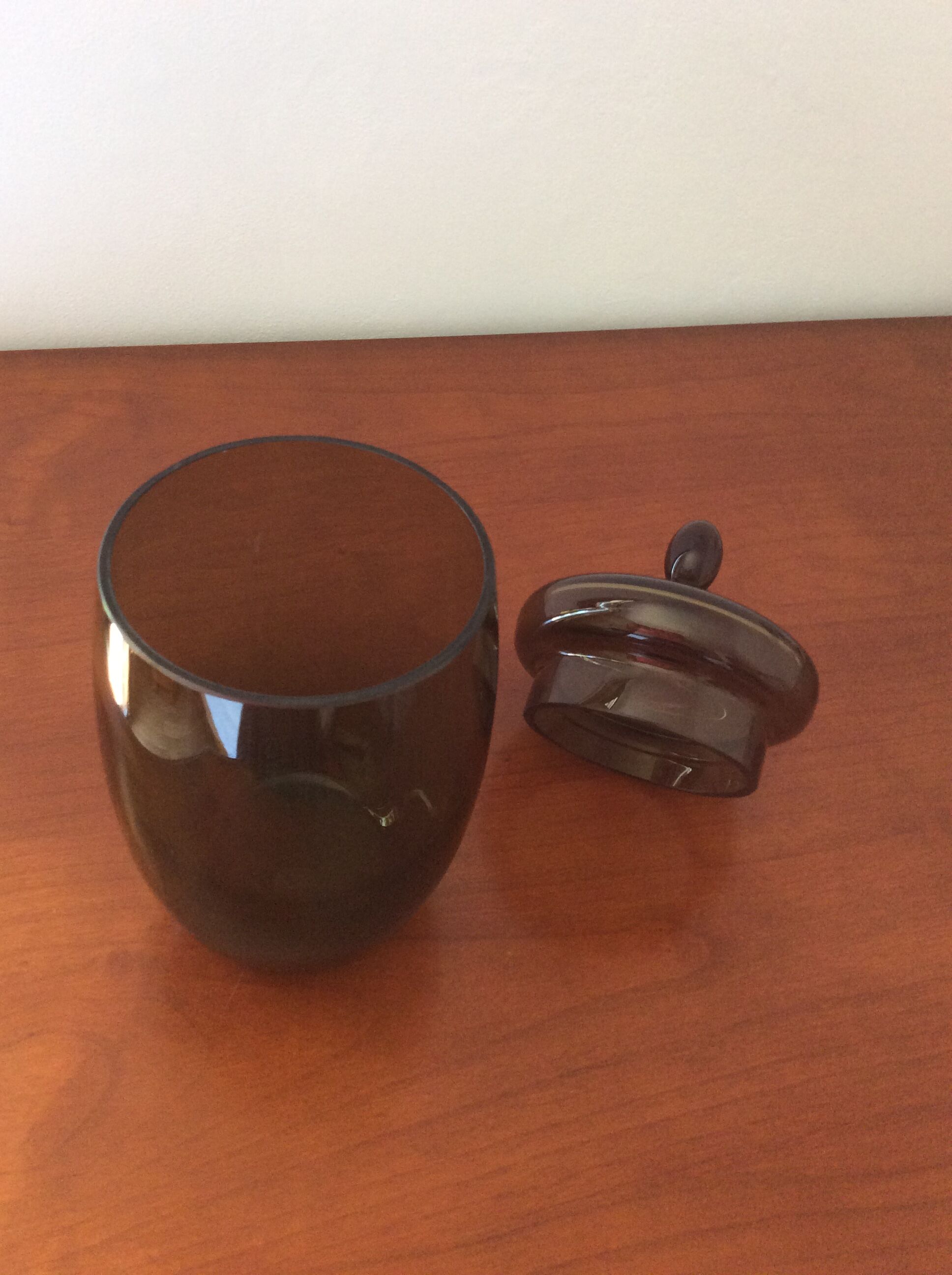 Thick glass jar smoked bronze with lid