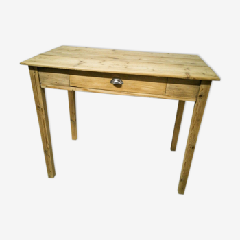 Light wood farmhouse table