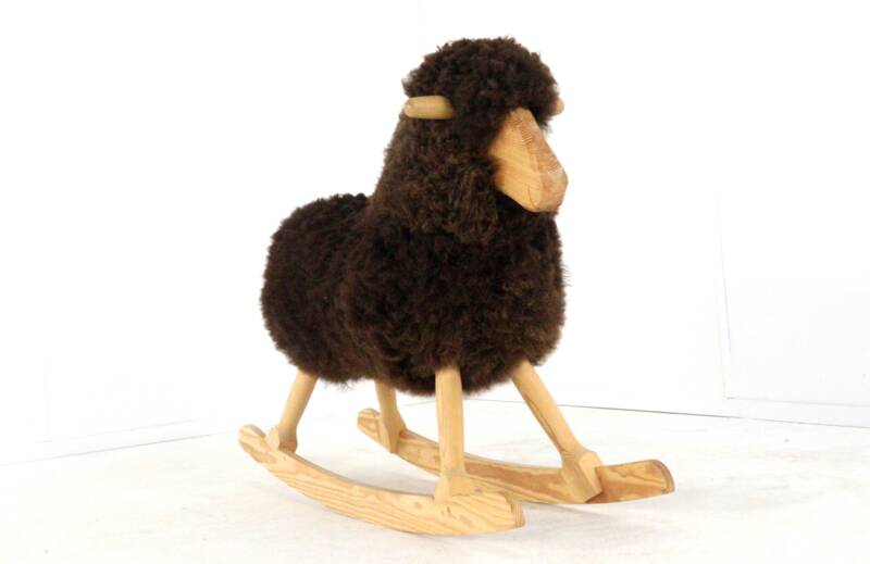 Povl Kjer rocking sheep - design danois
