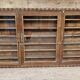 Ancienne vitrine murale de collectionneur en teck birman